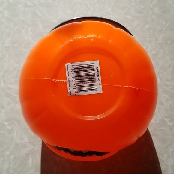 Vintage Halloween Pail Sticker Faced Pumpkin Candy Pail Come Play Products - Picture 4 of 4